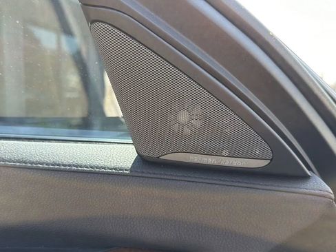 Used 2015 BMW 740Li image 25