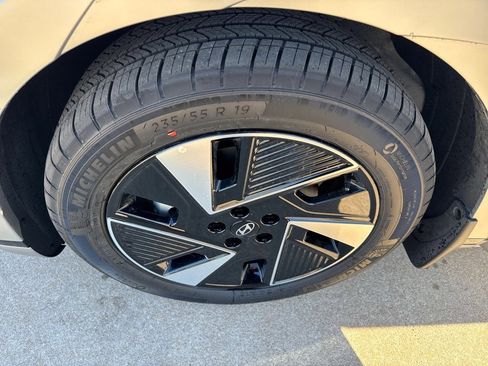 New 2026 Hyundai Ioniq 5 Limited image 23