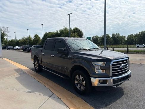 Used 2015 Ford F150 XLT w/ Equipment Group 301A Mid AWD/4WD image 7