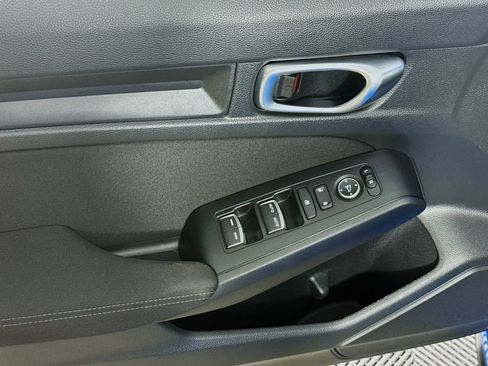 Used 2023 Honda Civic Sport image 21