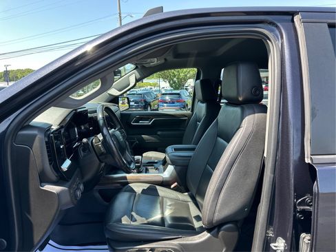 Used 2022 Chevrolet Silverado 1500 RST w/ All Star Edition Plus AWD/4WD image 9