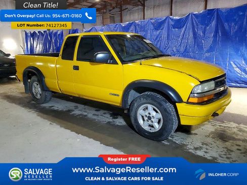 Used 2003 Chevrolet S10 Pickup LS w/ Convenience Package image 5