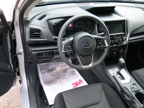 Used 2022 Subaru Impreza 2.0i Premium AWD/4WD image 11