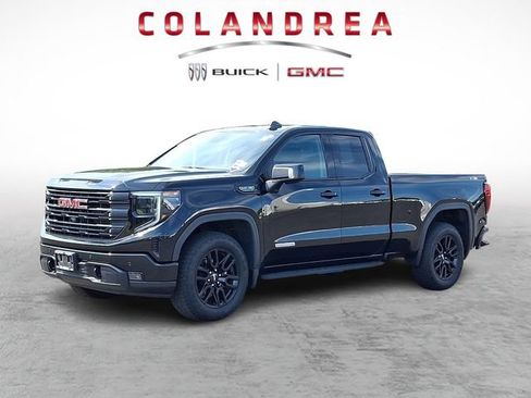 Used 2025 GMC Sierra 1500 Elevation AWD/4WD image 3