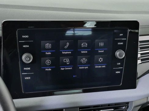 Certified 2025 Volkswagen Jetta SE FWD image 13