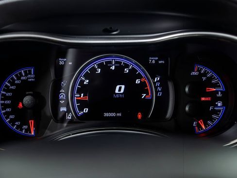 Used 2018 Jeep Grand Cherokee Trackhawk AWD/4WD image 24
