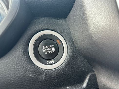 Used 2020 RAM 1500 Big Horn AWD/4WD image 31