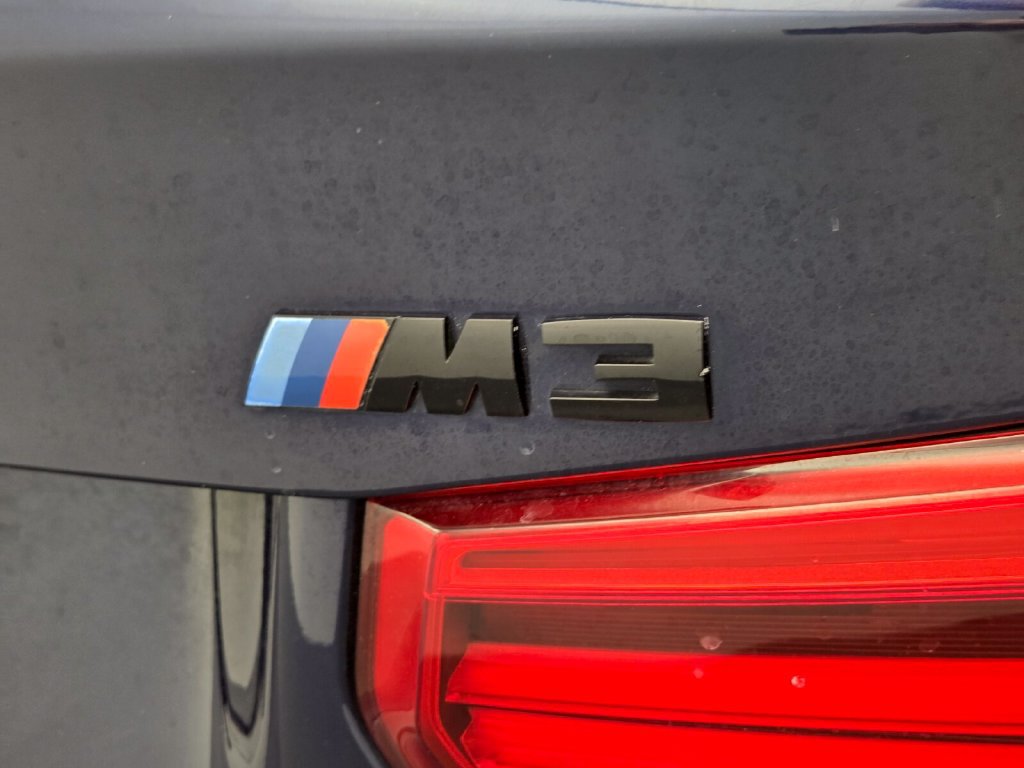 Used 2017 BMW M3 RWD image 22