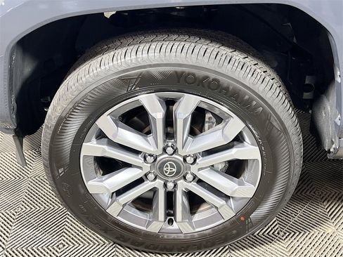 New 2025 Toyota 4Runner Limited image 25