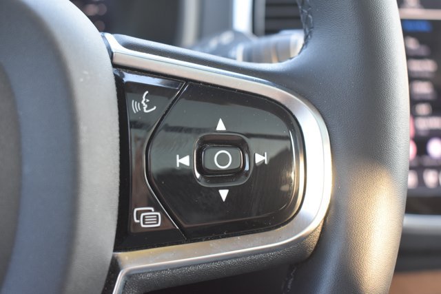 Used 2023 Volvo XC90 T8 Plus AWD/4WD image 24