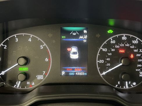 Used 2025 Toyota Corolla LE image 15