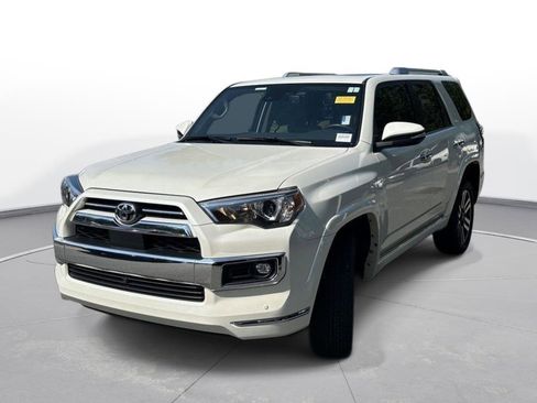 Used 2022 Toyota 4Runner Limited AWD/4WD image 2