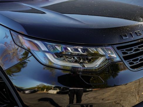 Used 2019 Land Rover Discovery HSE image 7