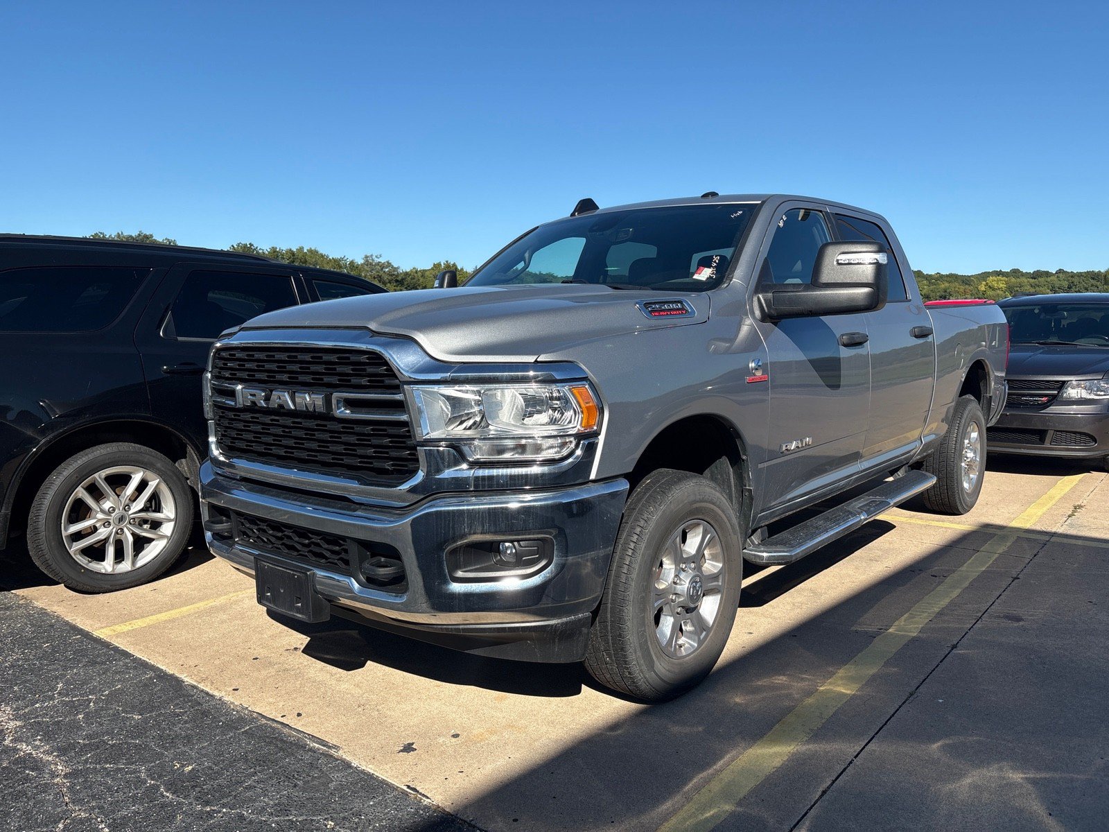 Used 2024 RAM 2500 Big Horn AWD/4WD image 1
