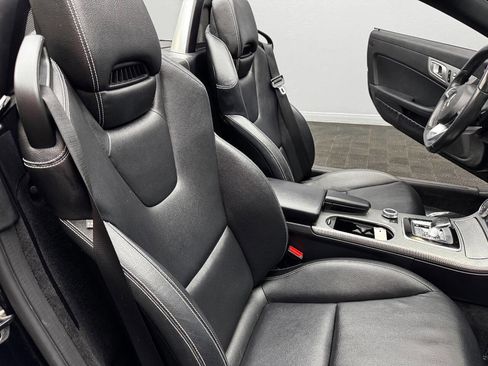 Used 2019 Mercedes-Benz SLC 300 w/ Premium Package image 52
