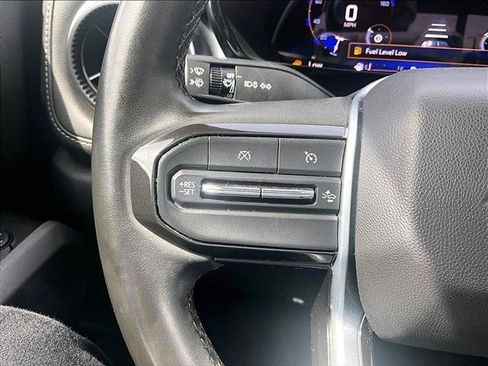 Used 2024 Chevrolet Colorado LT w/ LT Convenience Package RWD image 20