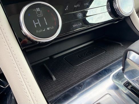 Used 2021 Jaguar F-PACE S image 28