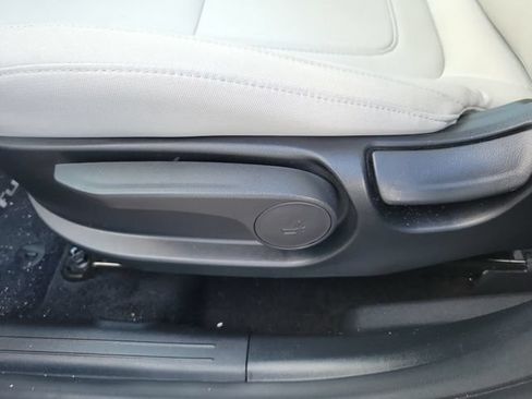 Used 2025 Hyundai Tucson SE FWD image 20