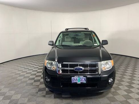 Used 2012 Ford Escape XLT AWD/4WD image 4