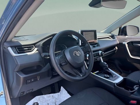 Used 2023 Toyota RAV4 AWD Hybrid image 20