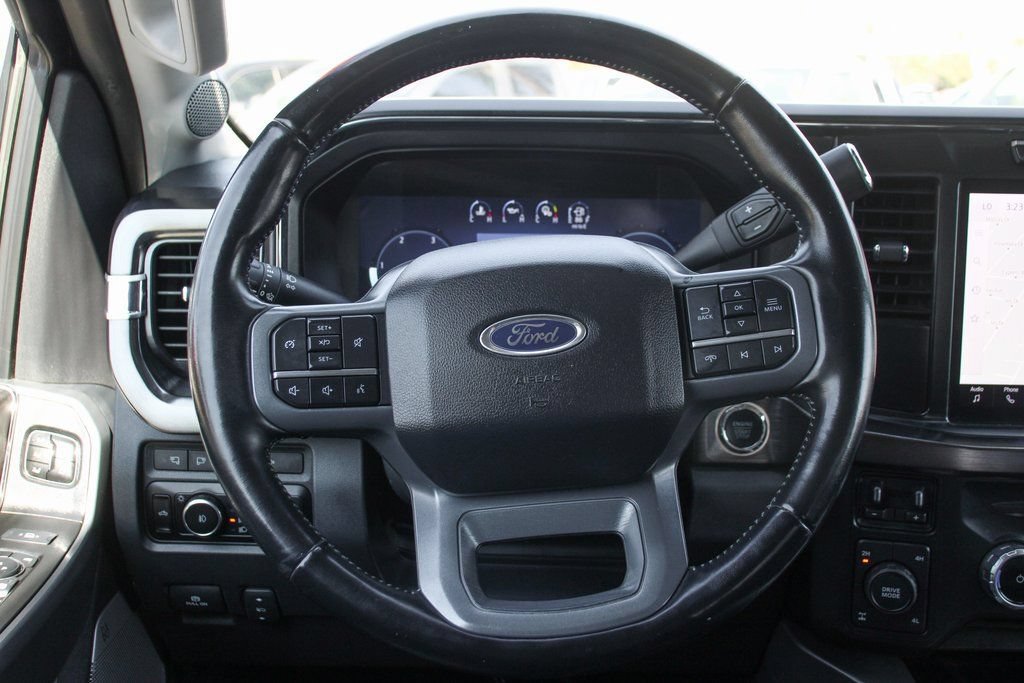 Used 2023 Ford F250 Lariat w/ Black Appearance Package AWD/4WD image 23