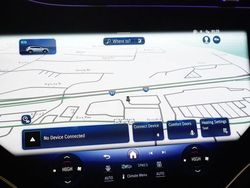 Used 2026 Mercedes-Benz EQS 550 4MATIC SUV image 23