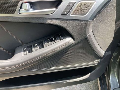 Used 2020 Genesis G80 3.3T Sport RWD image 11