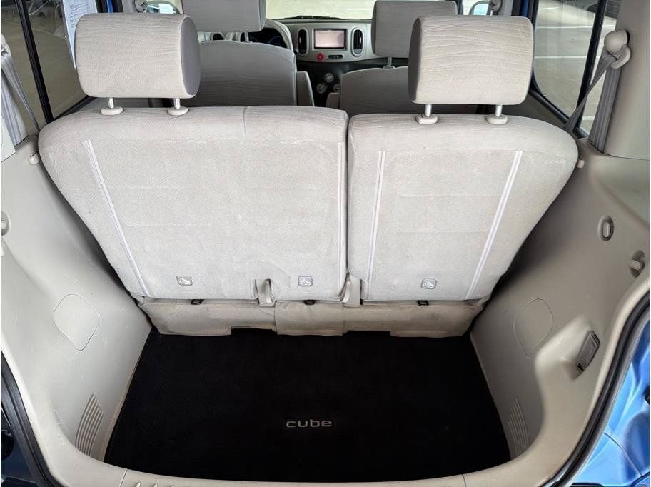 Used 2013 Nissan Cube FWD image 12