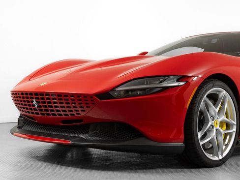 Certified 2021 Ferrari Roma image 12