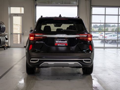 Used 2023 Kia Seltos SX AWD/4WD image 8