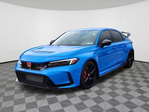 Used 2025 Honda Civic Type R image 2