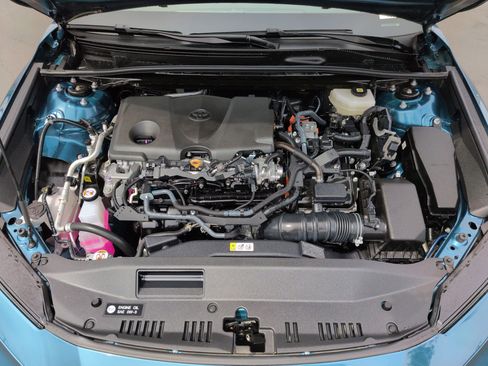 Used 2025 Toyota Camry XSE FWD image 34