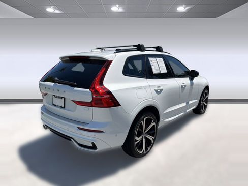 Certified 2024 Volvo XC60 T8 Ultimate w/ Protection Package Premier AWD/4WD image 9