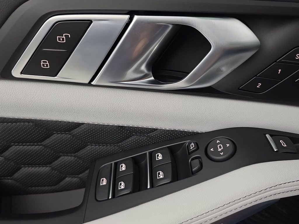 New 2026 BMW X5 M Competition w/ Executive Package AWD/4WD image 27