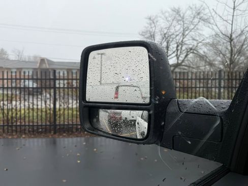 New 2026 RAM 1500 4x4 Crew Cab image 17