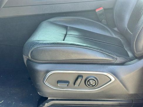 Used 2023 Jeep Wagoneer L Series II AWD/4WD image 19