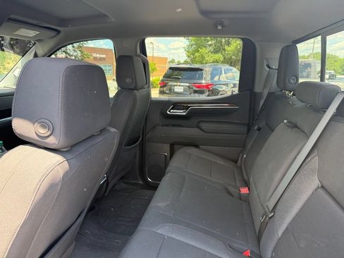 Used 2025 GMC Sierra 1500 Elevation w/ Preferred Package AWD/4WD image 7