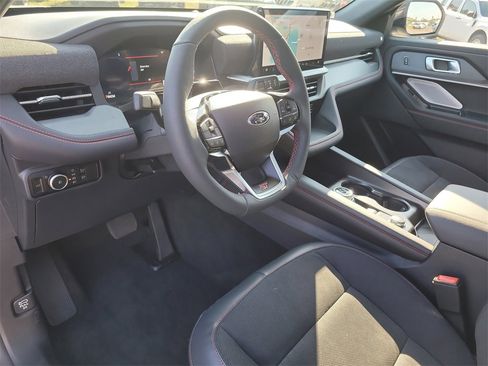 New 2026 Ford Explorer ST w/ Sun And Sound Package image 18