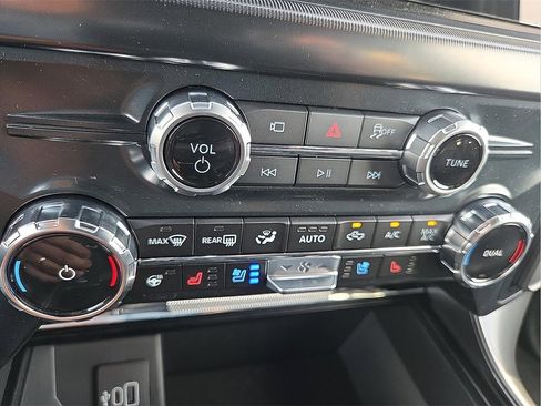 New 2025 Ford F150 Lariat w/ Equipment Group 501A Mid image 14