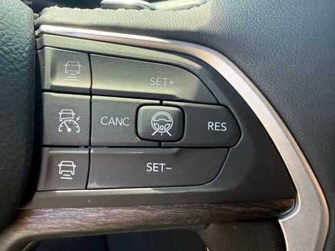 New 2026 Jeep Grand Cherokee L Limited AWD/4WD image 21