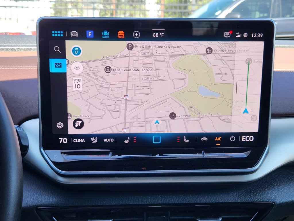 Certified 2024 Volkswagen ID.4 Pro AWD/4WD image 15