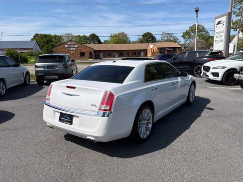 Used 2013 Chrysler 300 C w/ Beats Audio Group image 9
