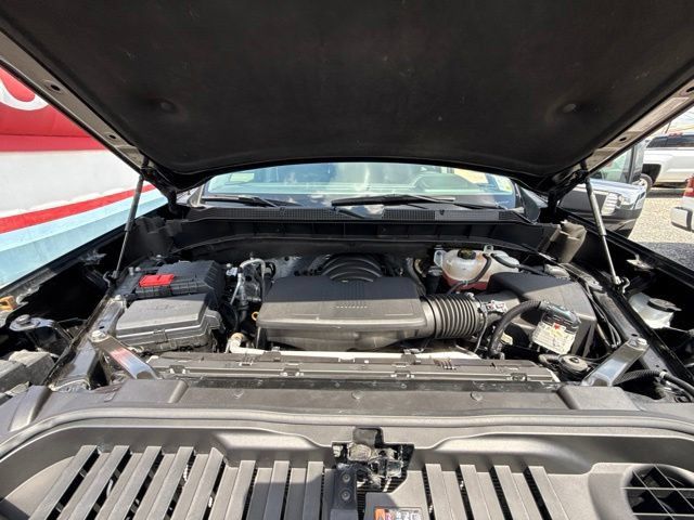 Used 2024 Chevrolet Silverado 1500 LTZ w/ LTZ Convenience Package II AWD/4WD image 18