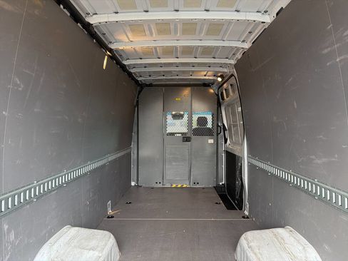 Used 2020 Mercedes-Benz Sprinter 3500 image 6