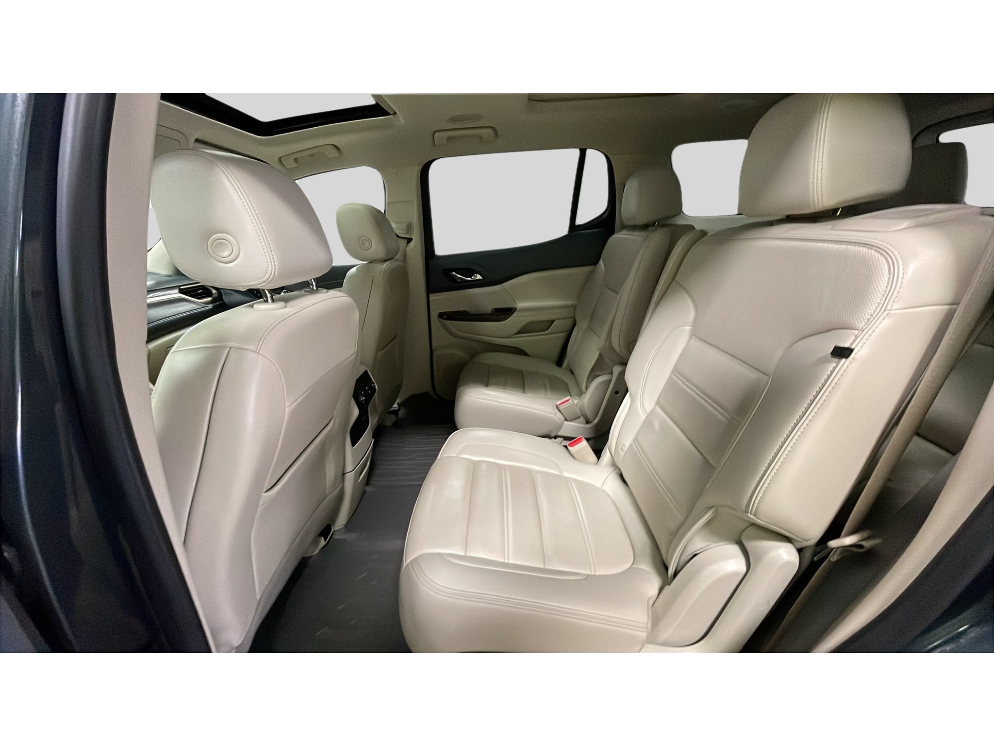 Used 2023 GMC Acadia Denali AWD/4WD image 17