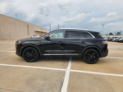 Used 2022 Lincoln Nautilus Reserve w/ Equipment Group 201A FWD image 4