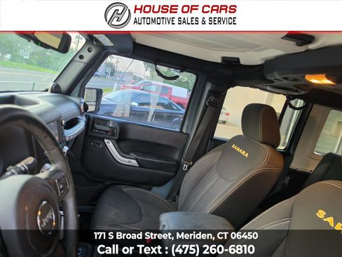 Used 2014 Jeep Wrangler Unlimited Sahara w/ Max Tow Package AWD/4WD image 31
