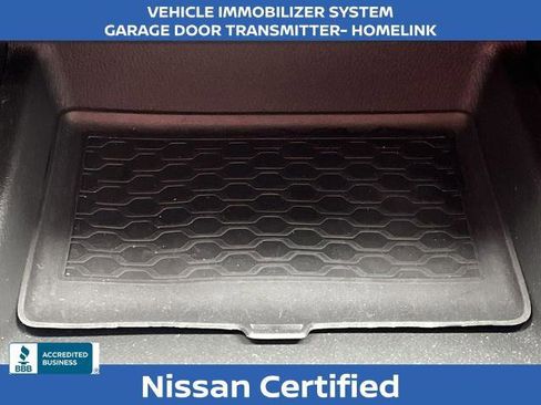 Certified 2024 Nissan Frontier SL w/ Technology Package image 7