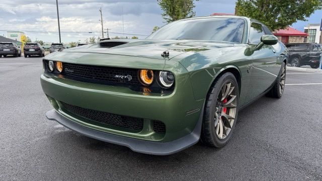 Used 2018 Dodge Challenger SRT Hellcat RWD image 5