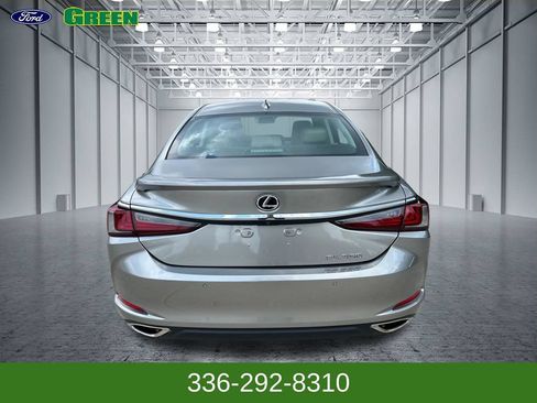 Used 2021 Lexus ES 350 w/ Premium Package FWD image 4